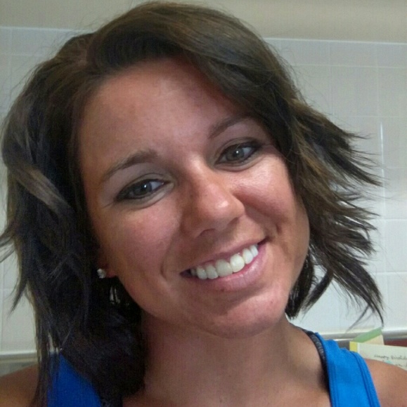 Meet your Posher, Cassie - Picture 1 of 1