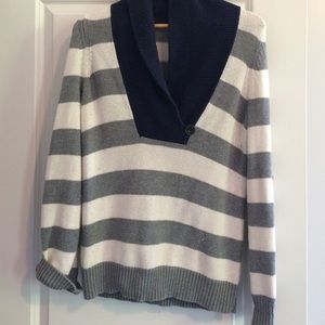 Gap gray striped sweater
