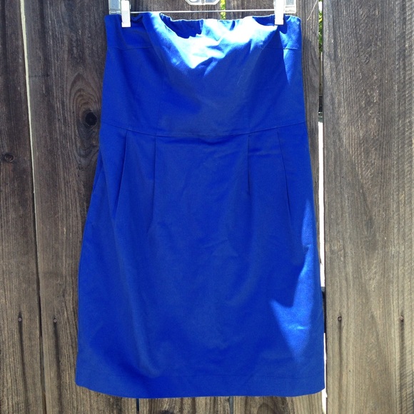 ⚡️CLOSET CLEAROUT⚡️Express Blue tube top dress