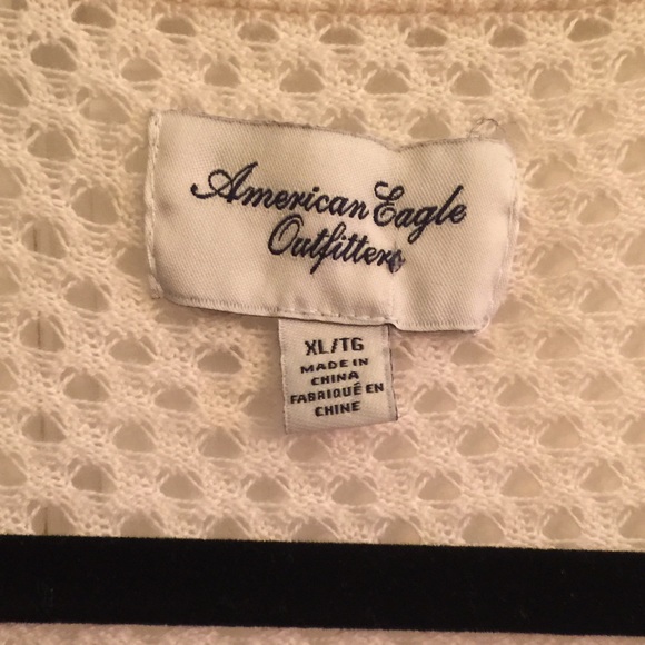 Cowl cardigan with crochet like v on back - Picture 2 of 4