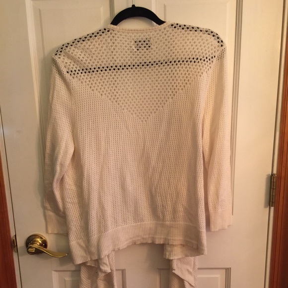 Cowl cardigan with crochet like v on back - Picture 3 of 4