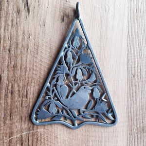 -VINTAGE MEXICAN SILVER PIERCED PENDANT-