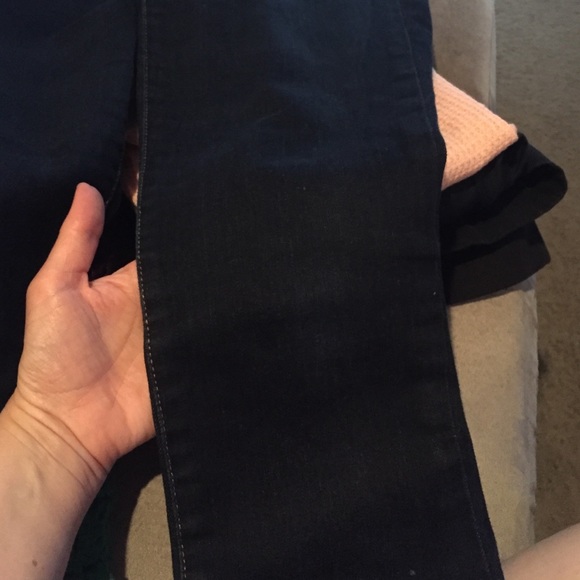Extra pics of skinny jeans fading on knees