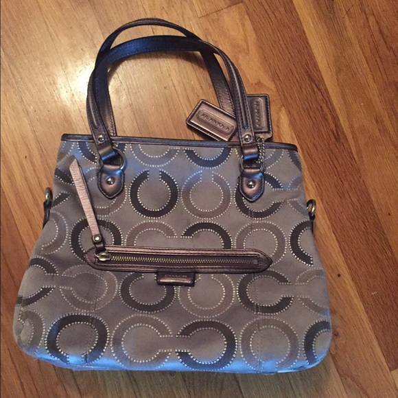 Coach Daisy Dot Outline Signature Metallic Mia