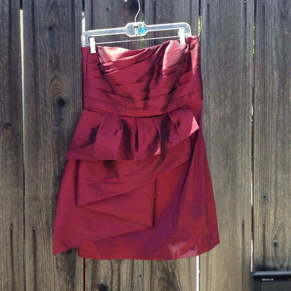 Metallic burgundy strapless dress