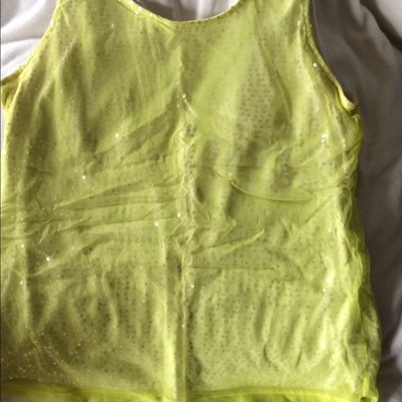 Tank - Picture 2 of 4