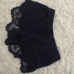Floral lace print shorts