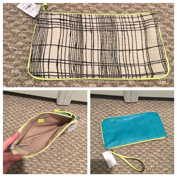 Brand new clutch wristlet - Picture 1 of 1