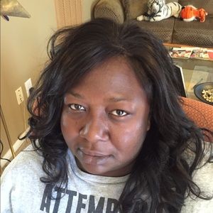 Meet your Posher, Monita