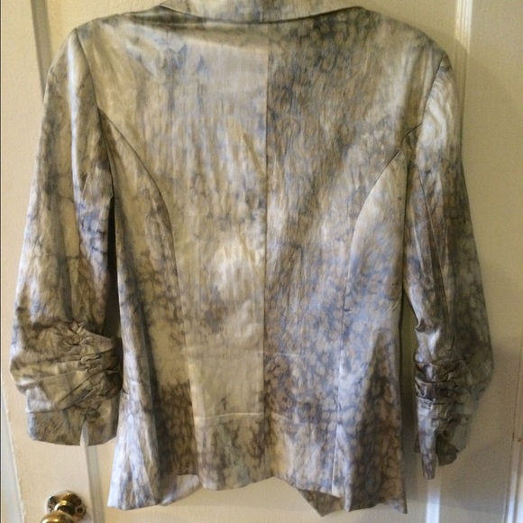 Silk Jacket - Picture 3 of 3