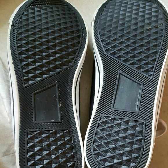 Shoes - Picture 2 of 2