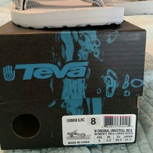 Teva sandals size 8