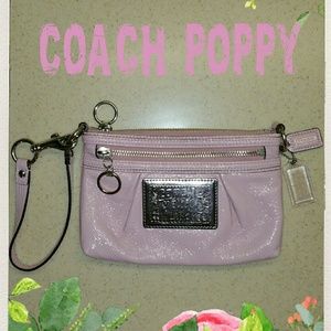 COACH POPPY WRISTLET