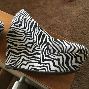 Zebra wedge heels