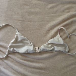 Posh pua bikini top