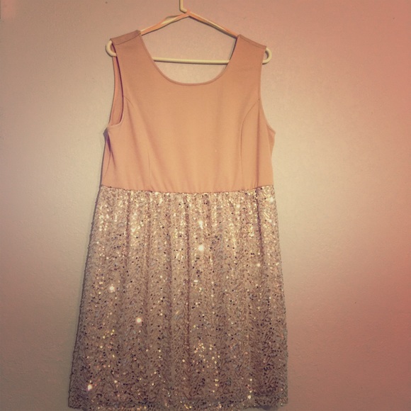 Light pink/salmon sequined dress. Sleeveless.