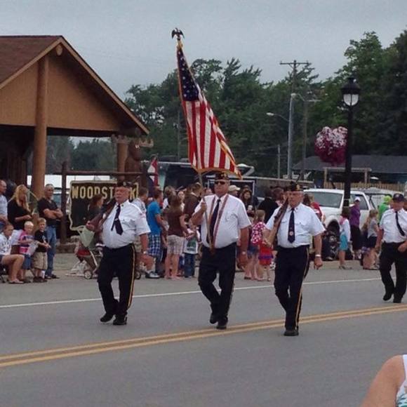 Meet your Posher, Amy - Picture 1 of 1