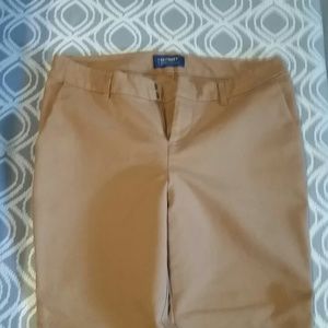 Old Navy cropped pants