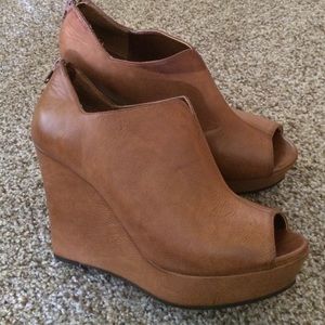 BP. Peep toe Wedges