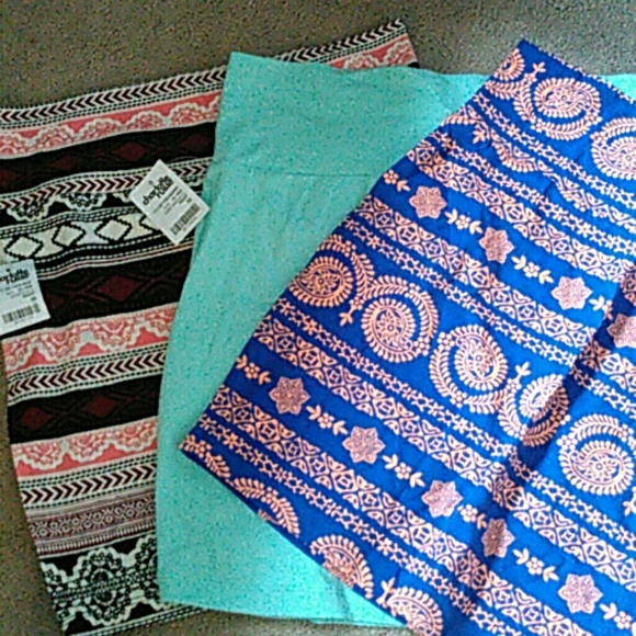 3 Bodycon Mini Skirt - Picture 1 of 4