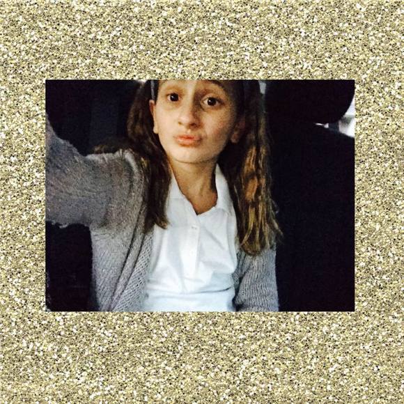 Meet your Posher, Gianna - Picture 1 of 1