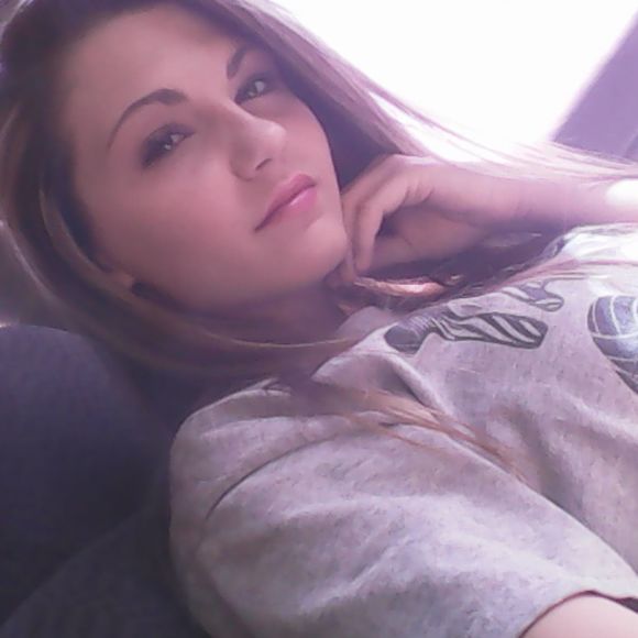 Meet your Posher, Amy - Picture 1 of 1