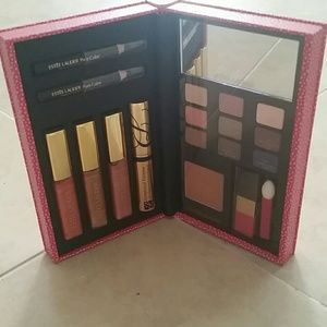 Estee Lauder make up kit