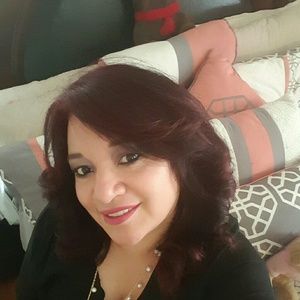 Meet your Posher, Veronica