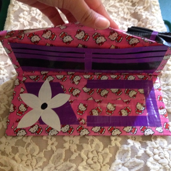 Duck Tape Hello Kitty Wallet - Picture 4 of 4