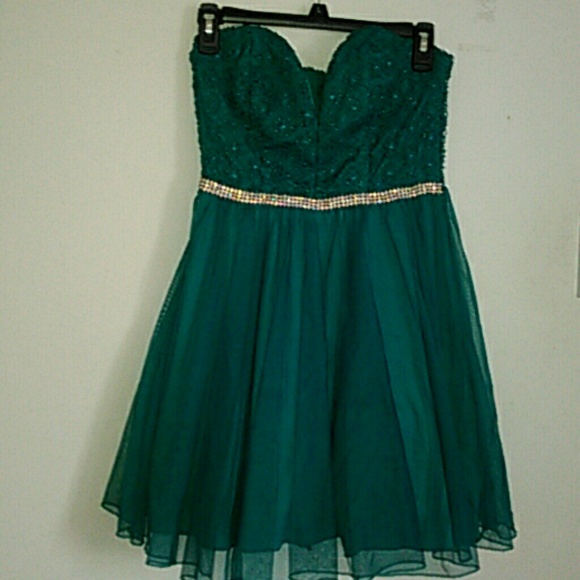 Cute dress - Picture 1 of 1
