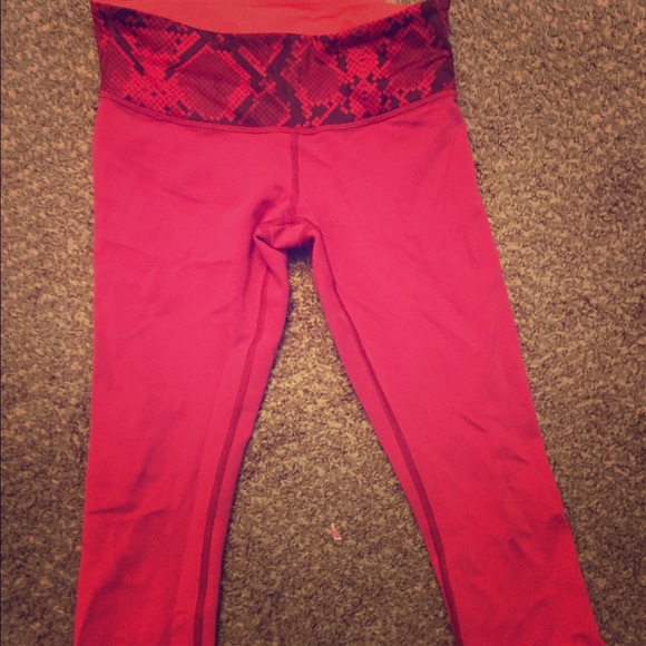 Capris - lulu lemon never worn