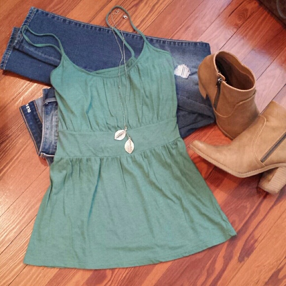 Flowy tank