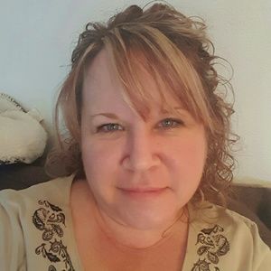 Meet your Posher, Angie