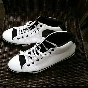 Converse tennis shoe