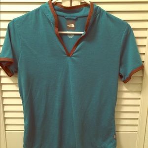 Like New The North Face Polo Shirt