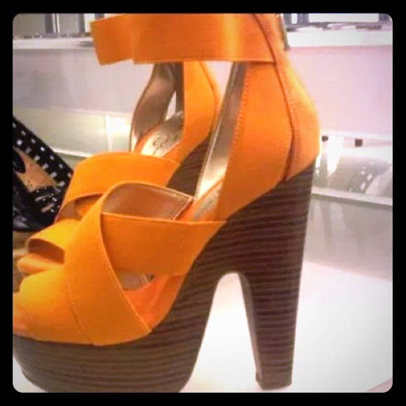 Jessica Simpson heels