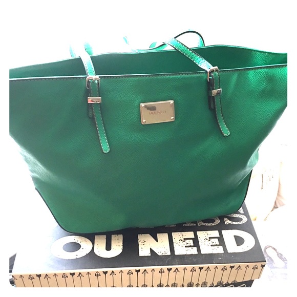 Green summer bag