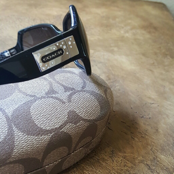 Authentic Coach sunglasses - Picture 4 of 4