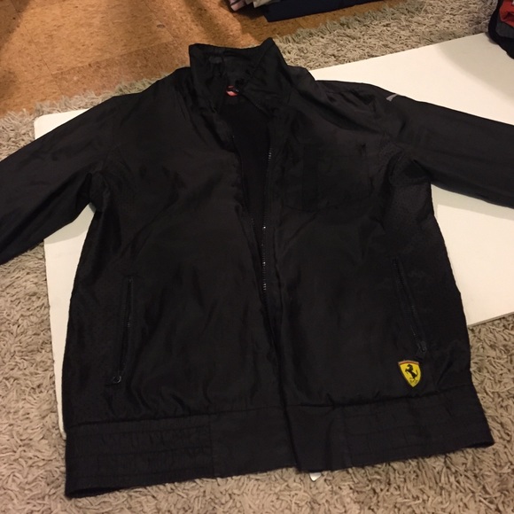 Ferrari x Puma wind breaker jacket