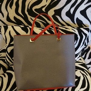 Ivanka Trump Tote purse