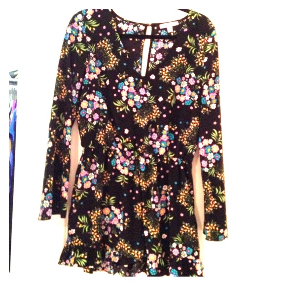 Long sleeve floral romper