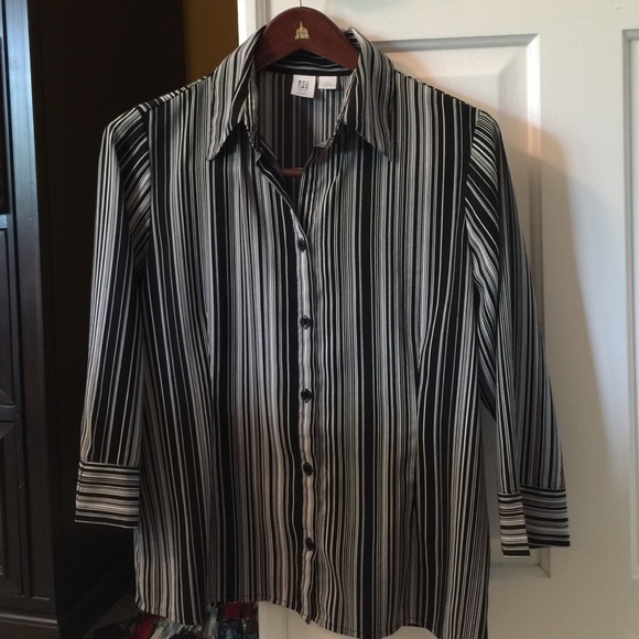 Great dress blouse!