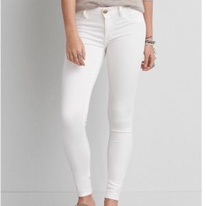 American Eagle White Skinny Jeans