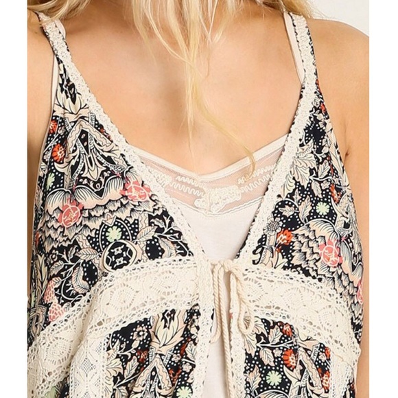 Tie Front Maxi Printed Vest Duster - Picture 4 of 4