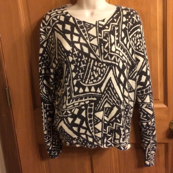 Black and white soft sweater