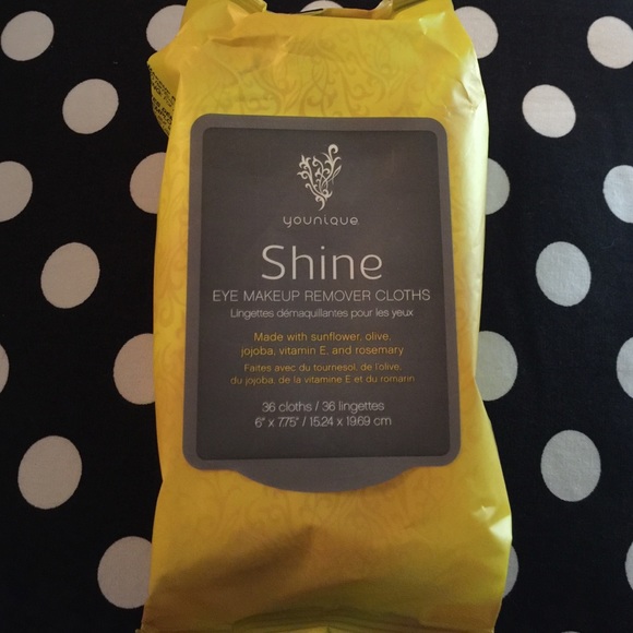 Younique Eye Makeup Removing Cloths