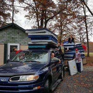 Meet your Posher, Robin