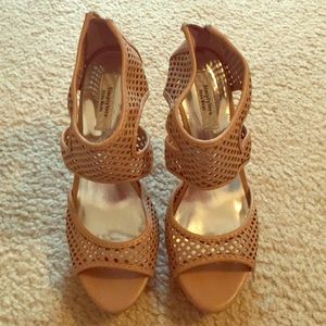 Beige Vera Wang heels