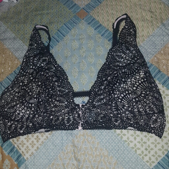 Victoria's Secret Lace Iced Angel Bralette