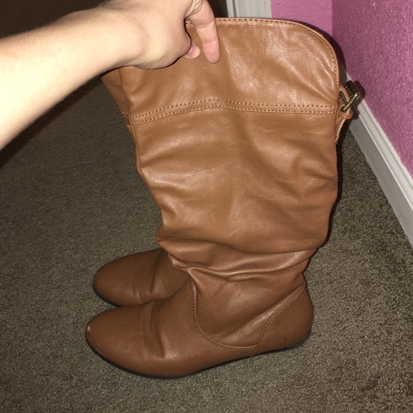 Below knee boots